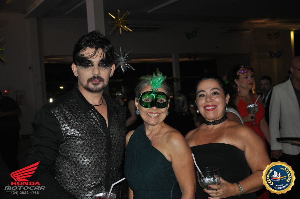 CR PRODUÃ§ÃΜES - DECORFEST BAILE DE MASC?RA PATOS DE MINAS