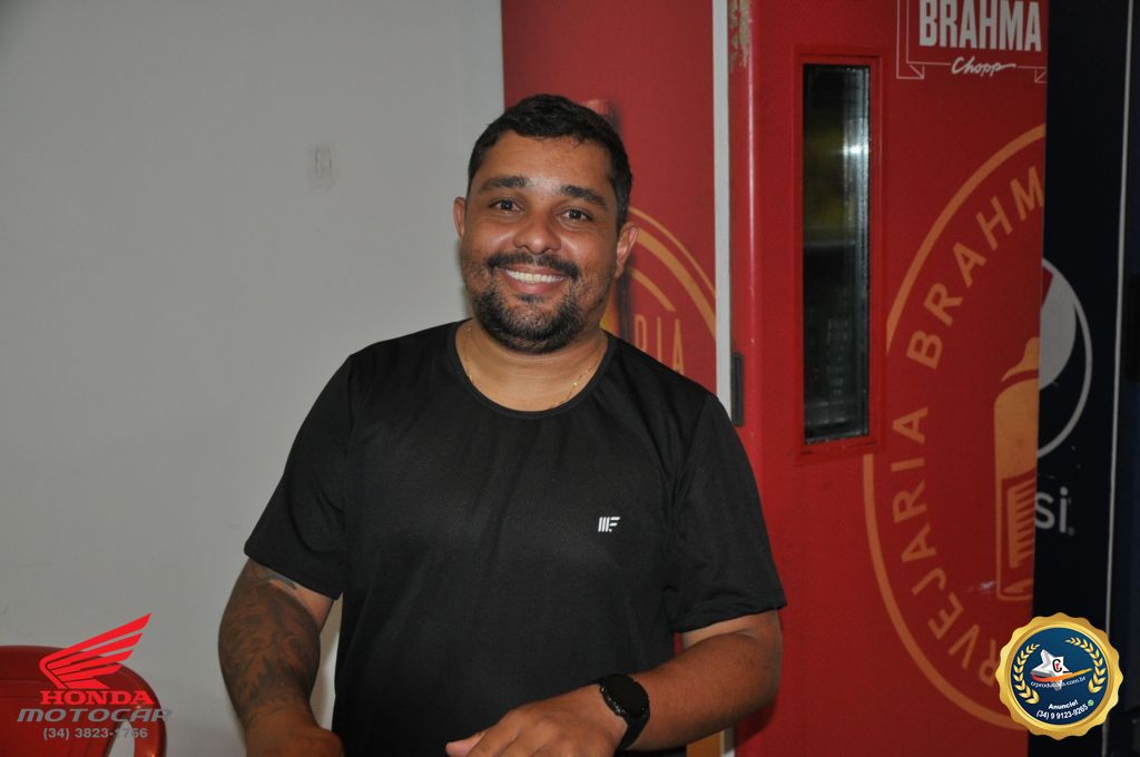 CR ProduÃ§Ãµes - FORRO?DA ROSA RESTAURANTE NOVO ENDERE?O AV MARAB? ANTIGO FESTAS E FESTA QUINTA DE 7 AS MEIA NOITE  SABADO DE 9 AS 2 DA MANH? PATOS DE MINAS